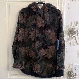 Dylan EVEREVE Camo Fleece Sherpa Hoodie Pullover Jacket Size L